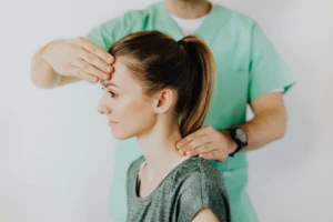 What to Expect on Your First Visit with a Whiplash Doctor